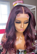 Load image into Gallery viewer, Burgundy Closure wig
